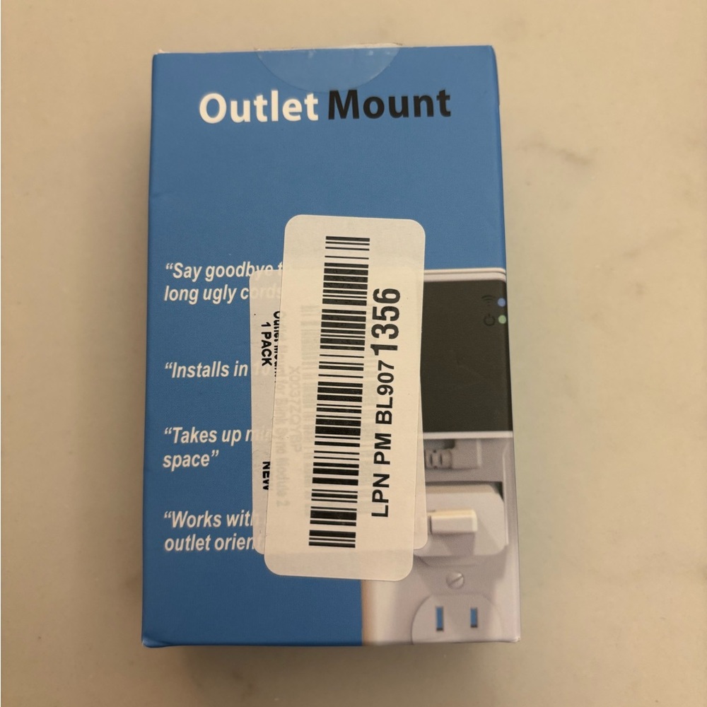 Outlet Mount No-Drill Plug-In Wall Mount Indoor New in Box